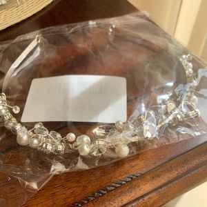 Bridal/prom/dressy headband, Pearl/silver finish. Brand new. Very cute